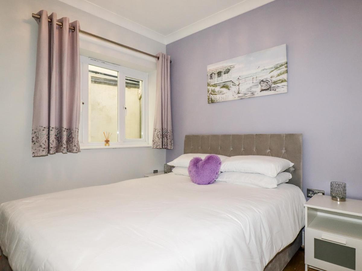 Flat 2 Διαμέρισμα New Quay Εξωτερικό φωτογραφία